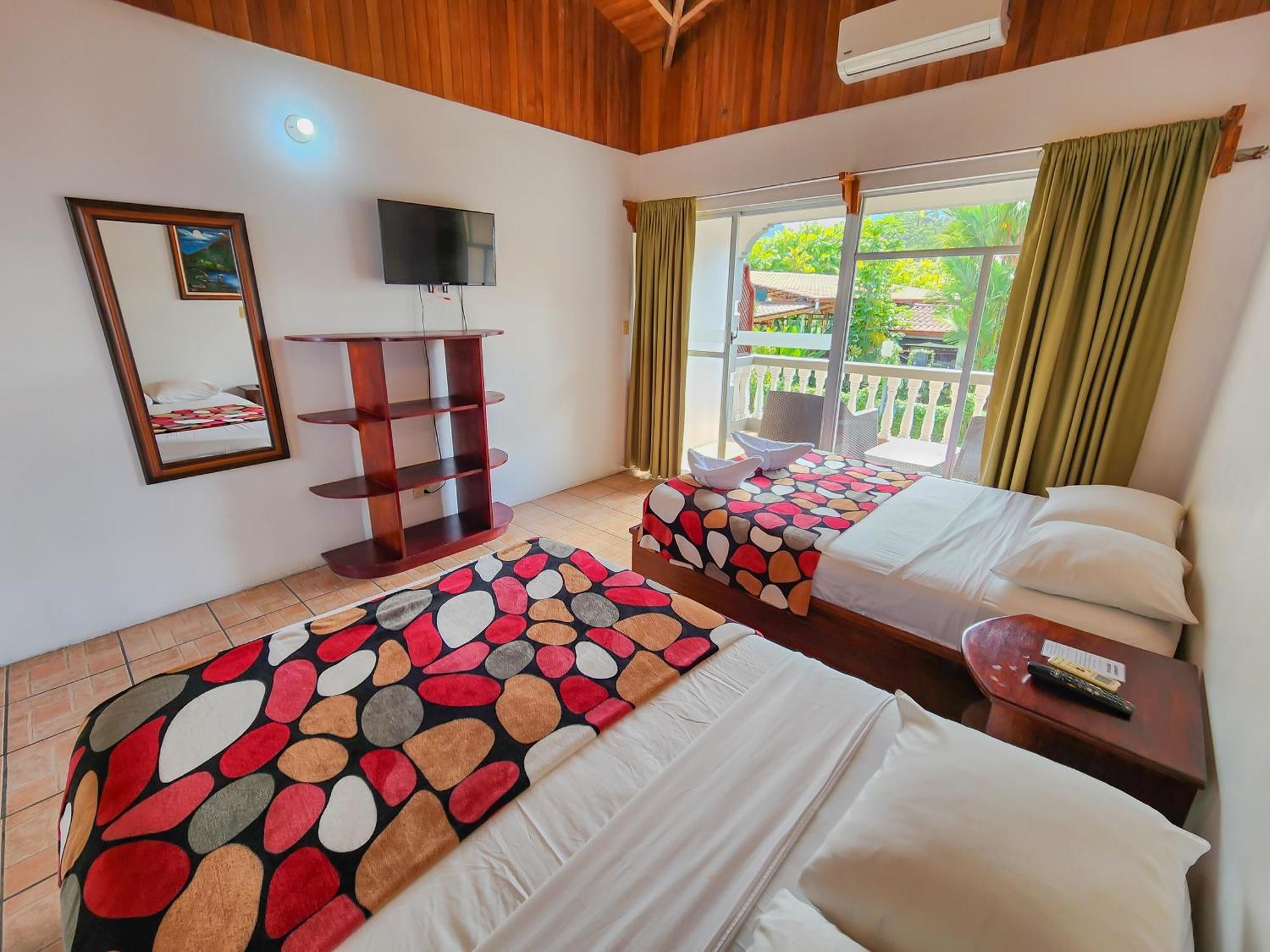 Hotel Sierra Arenal La Fortuna Extérieur photo